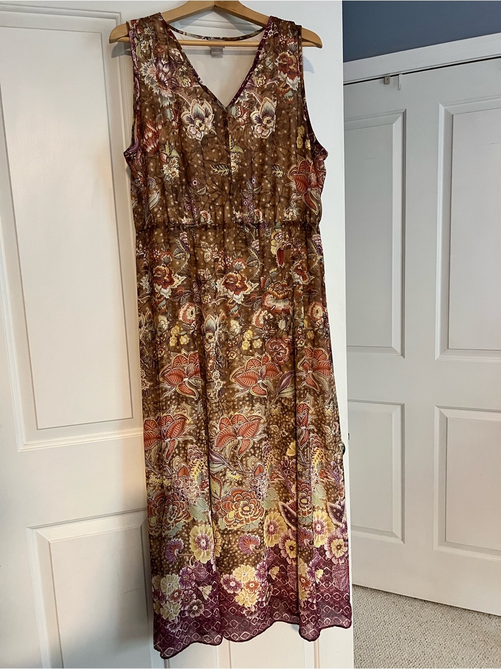 Chico’s Sleeveless Floral V-Neck Maxi Dress in Browns and Burgundy